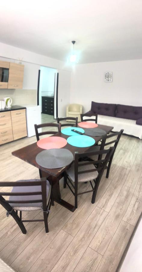 Apartament Ultracentral Vatra Dorneiアパートメント エクステリア 写真