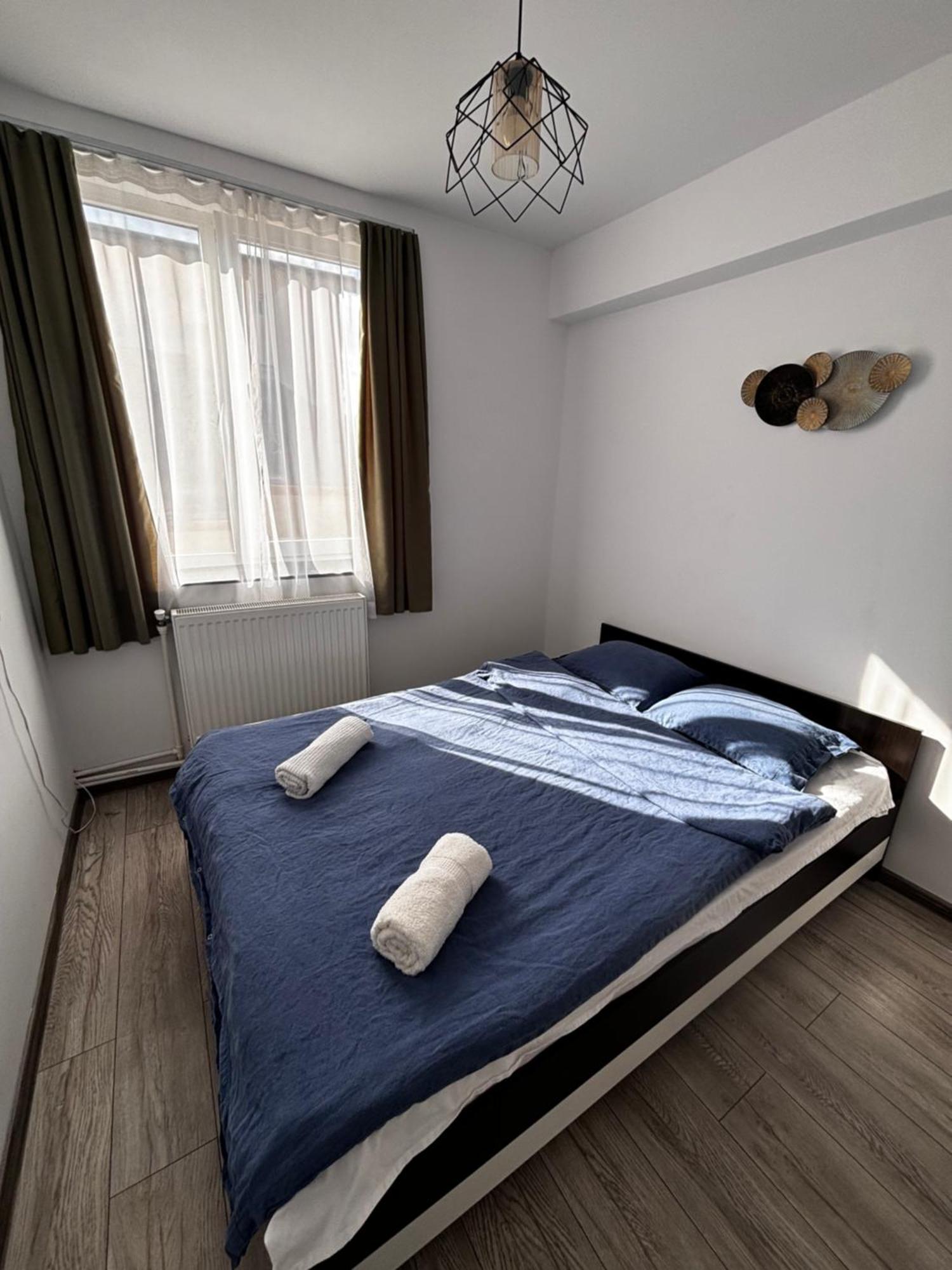 Apartament Ultracentral Vatra Dorneiアパートメント エクステリア 写真