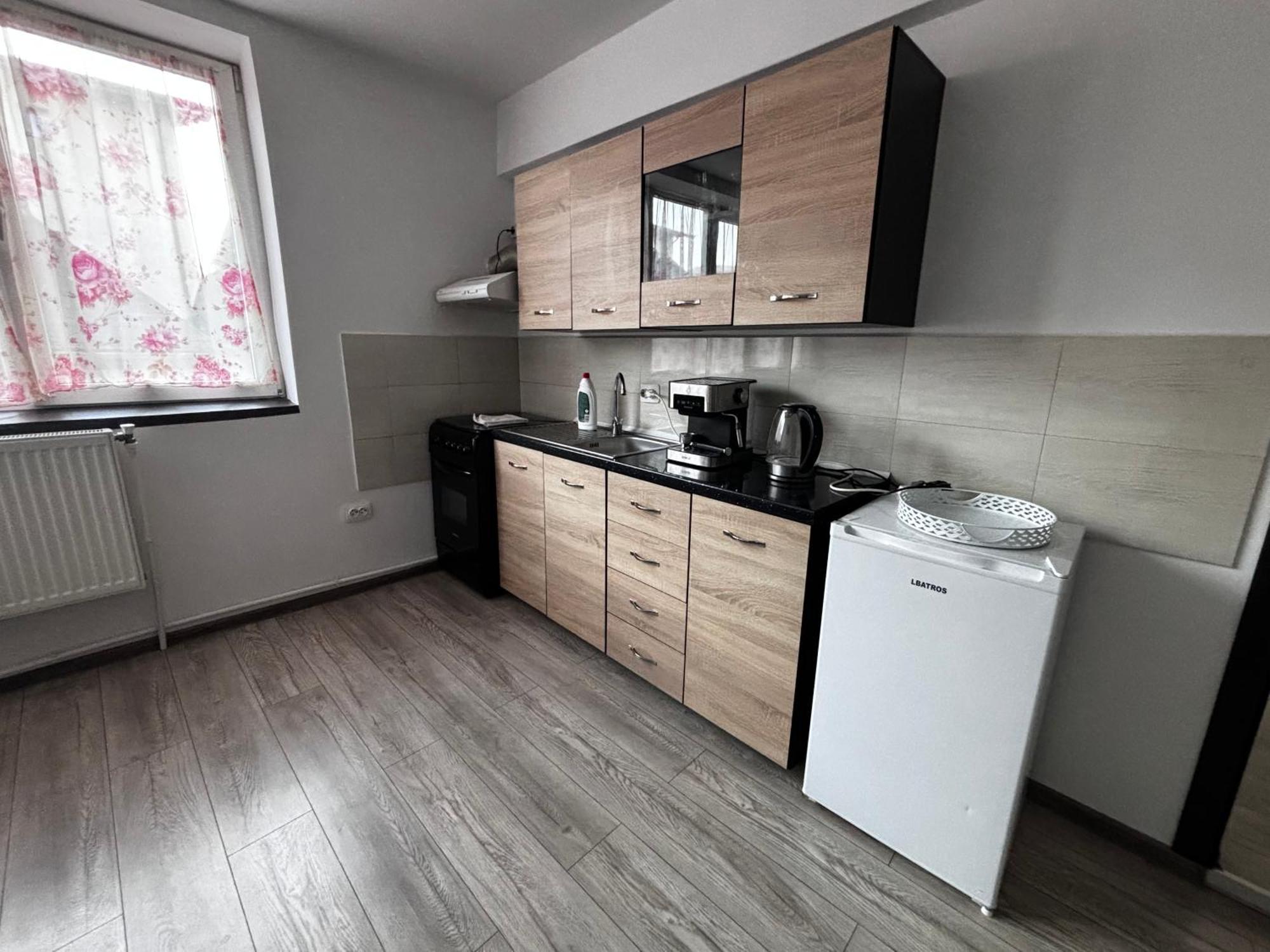Apartament Ultracentral Vatra Dorneiアパートメント エクステリア 写真